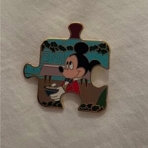 Disney’s Christmas Carol Mystery Puzzle Piece Pin LE 900